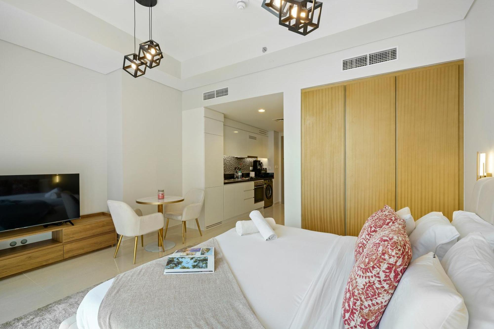 Stylish With Great Views High Floor Appartement *